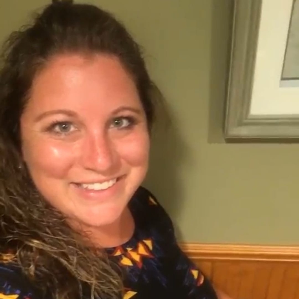 Meet your Posher, Nicole